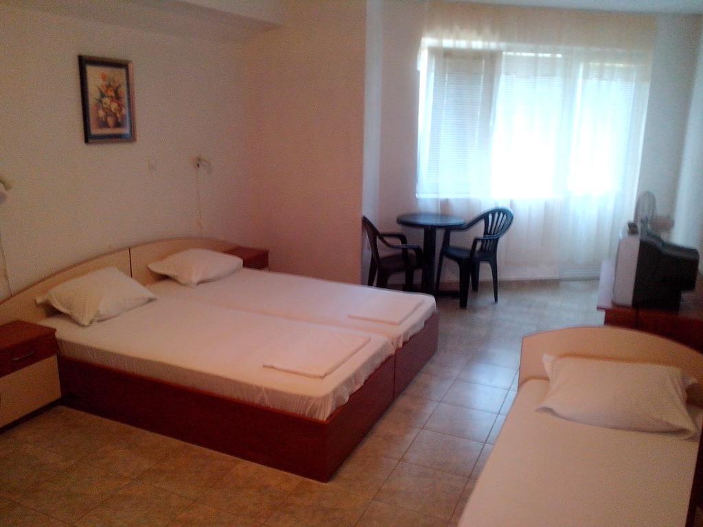 Guest House Krasi Tschernomorez Zimmer foto