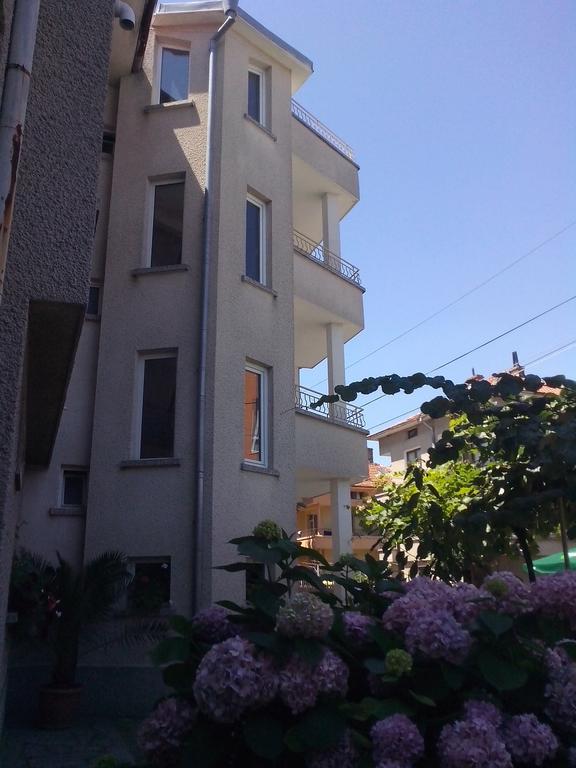 Guest House Krasi Tschernomorez Exterior foto
