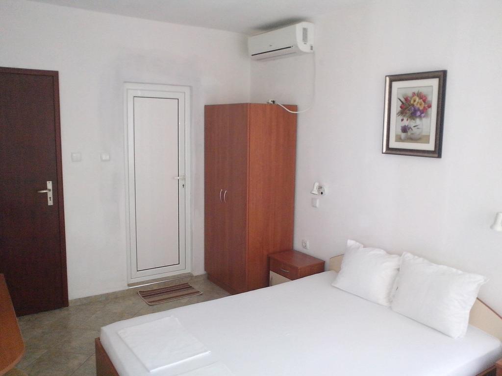 Guest House Krasi Tschernomorez Zimmer foto