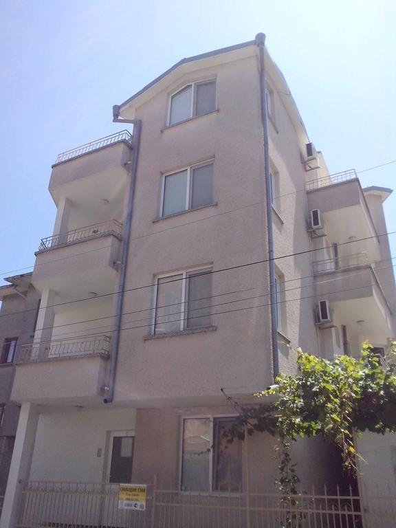 Guest House Krasi Tschernomorez Exterior foto