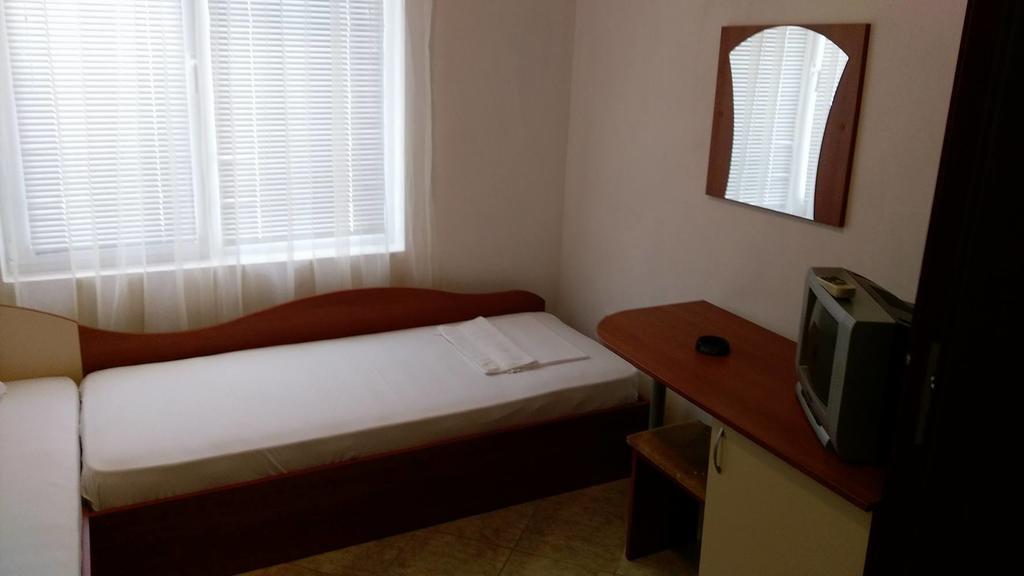 Guest House Krasi Tschernomorez Exterior foto